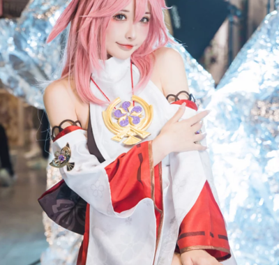 Coser糖果果Candy:NO.010-八重神子[18P／318MB]