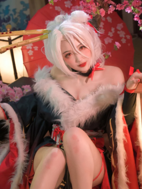 美图欣赏丨Coser刺青Poi:NO.08-海因里希新春[17P-214MB]