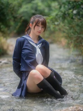 美图欣赏丨Coser_Nagesa魔物喵:NO.066-川で水遊び[110P-312.8M]