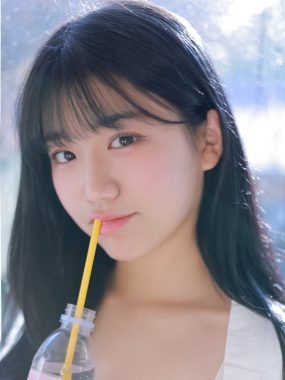 Yui美女cos图集合集打包下载