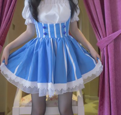 少女映画：从静态写真到动态影像的二次元美学探索