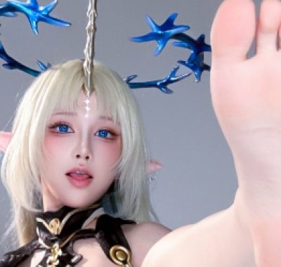 水淼aqua的芙露德莉斯幻境：当自拍升维成数字艺术宣言