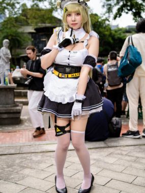 胜利女神妮姬COS：三橋くん演绎索达女仆的甜美温顺与性感