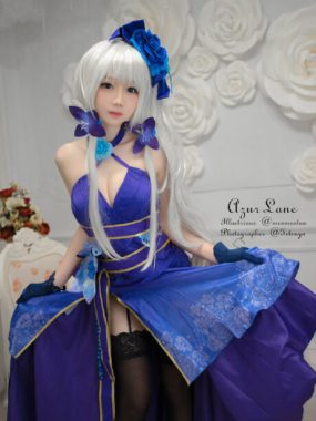 碧蓝航线焖焖碳COS图集：本期带来御姐风的光辉与优雅的视觉盛宴