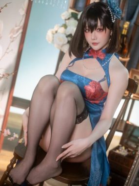 碧蓝航线星之迟迟COS：演绎建武的东方魅力与战斗气质